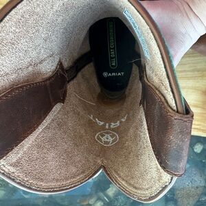 Ariat Women’s Cowgirl boots